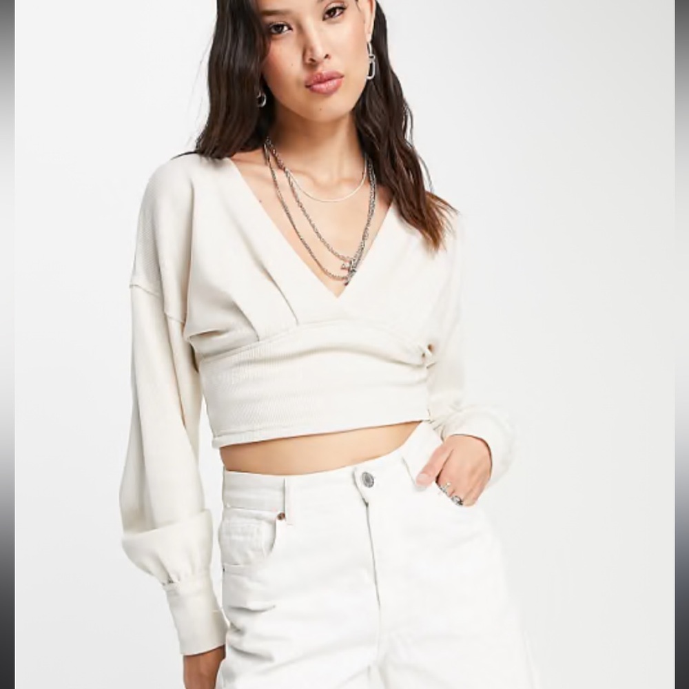 We The Free Cream Cropped V-Neck Sweater